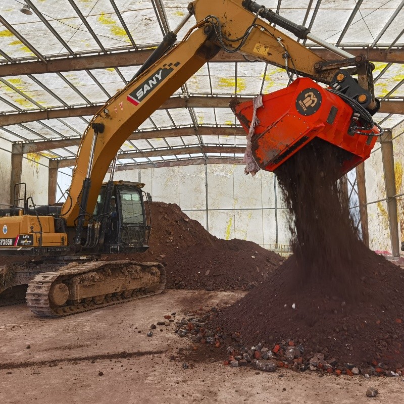 screening bucket (35)